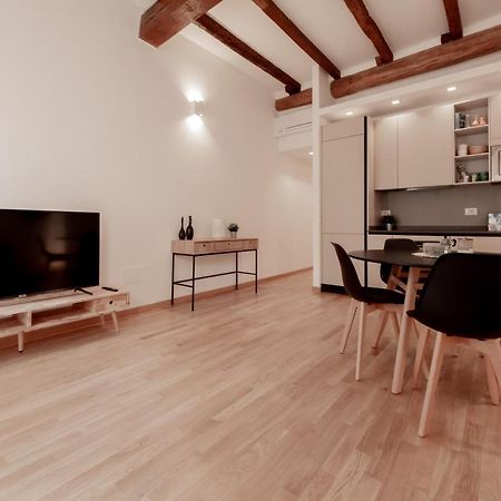 Realkasa La Finestrella Sui Portici Apartment Bologna Bagian luar foto