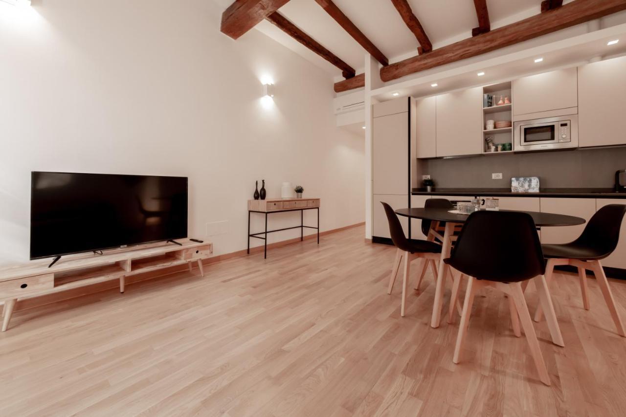 Realkasa La Finestrella Sui Portici Apartment Bologna Bagian luar foto