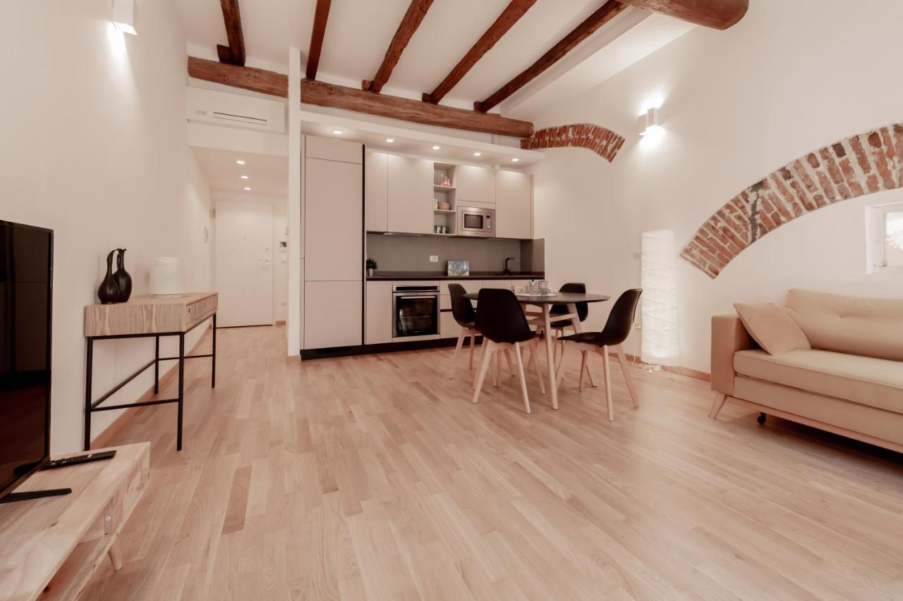 Realkasa La Finestrella Sui Portici Apartment Bologna Bagian luar foto