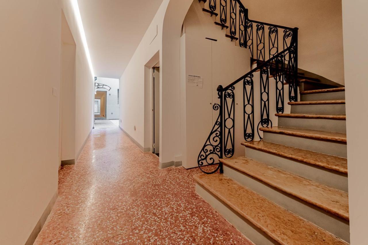 Realkasa La Finestrella Sui Portici Apartment Bologna Bagian luar foto